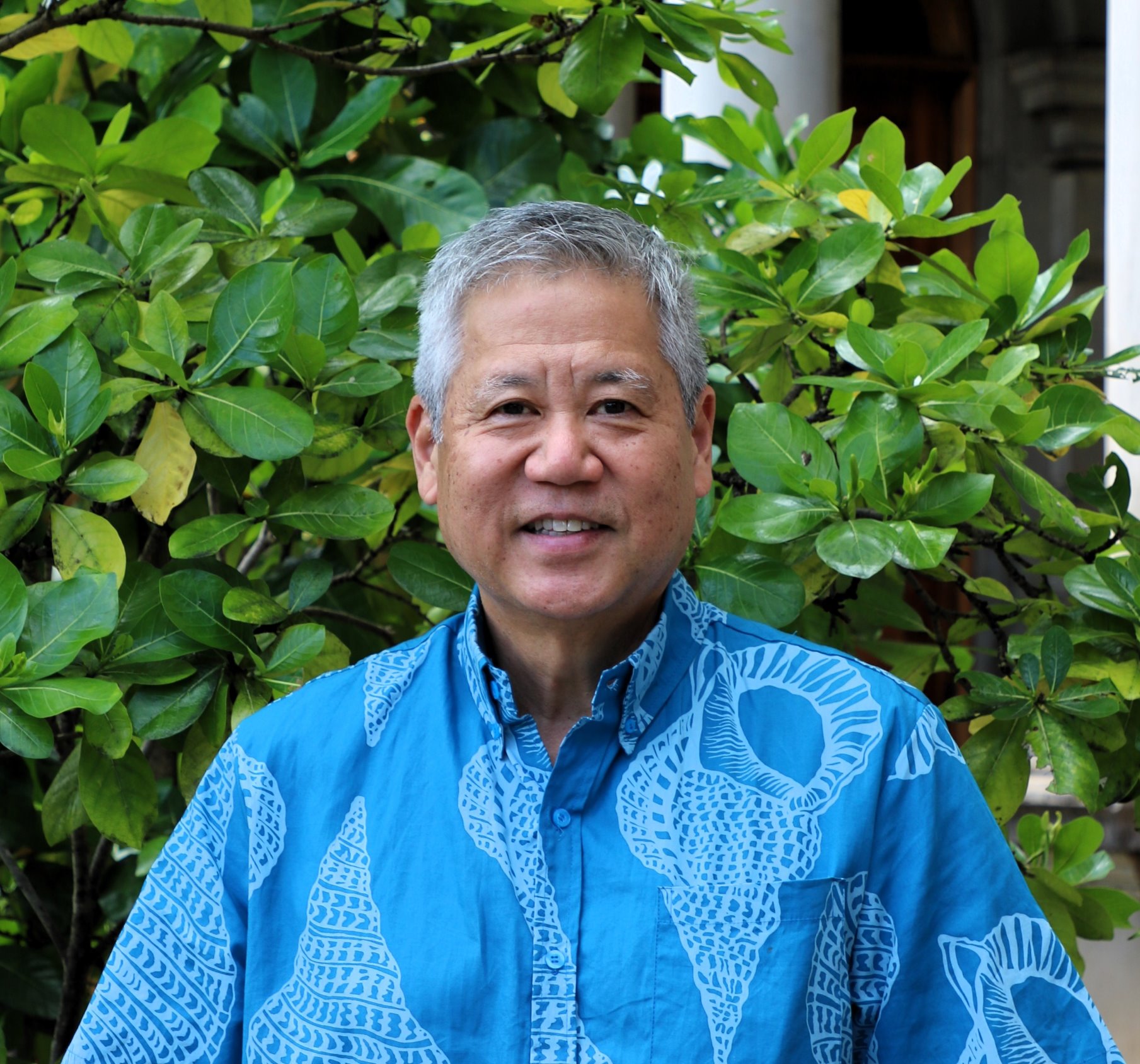 scott saiki headshot